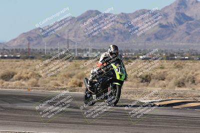 media/Dec-07-2025-CVMA (Sun) [[3e7d2de5dc]]/Race 1-Formula Superbike-Supersport Open (Holeshot)/